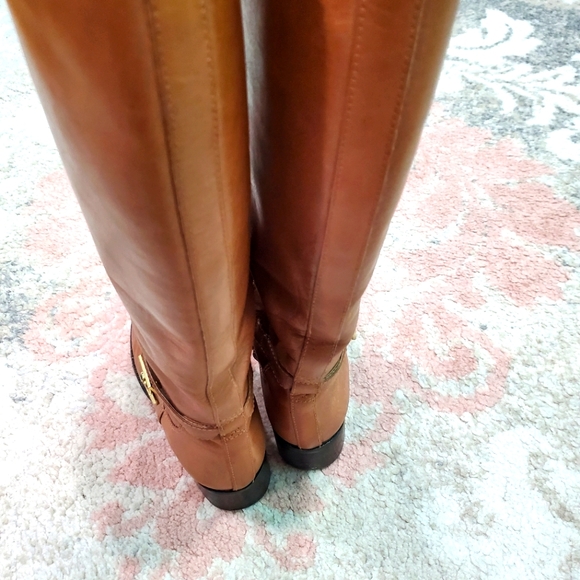 Michael kors boots - Picture 7 of 13